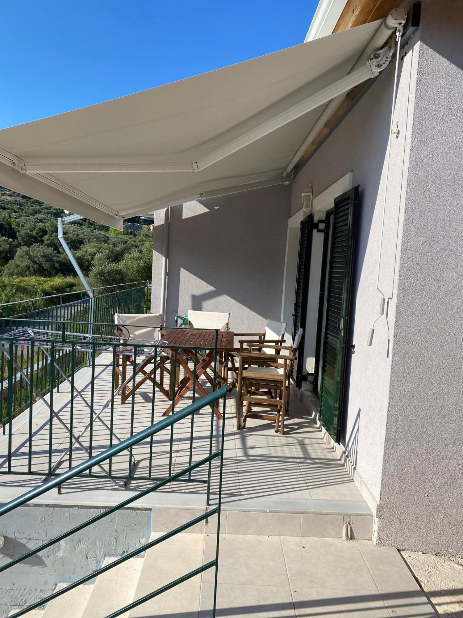 Babis Apartment Agios Nikitas Exterior photo